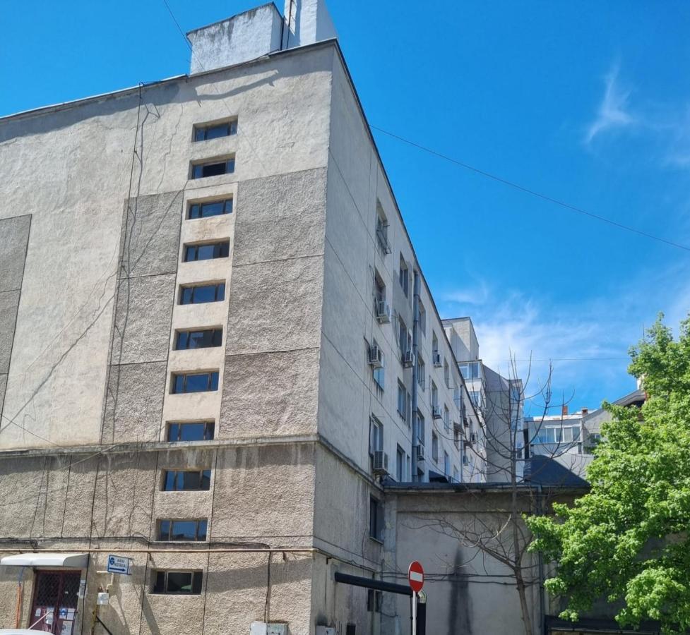 Appartamento Garsoniera Craiova Centru Esterno foto